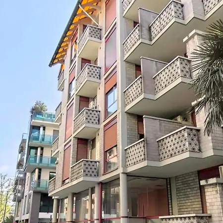 Splendido Vicino Metro